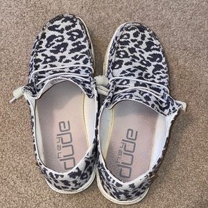 Hey Dude Wendy Woven Cheetah Grey